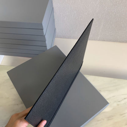 Thom Browne Top-grade cowhide clutch