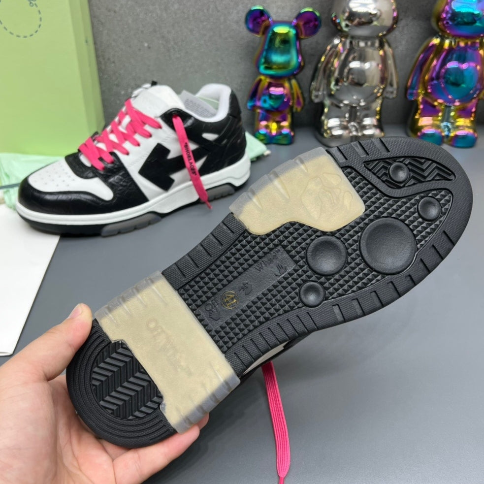 Off-White  Arrow Logo Leather Sneakers #41