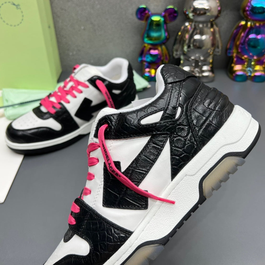 Off-White  Arrow Logo Leather Sneakers #41