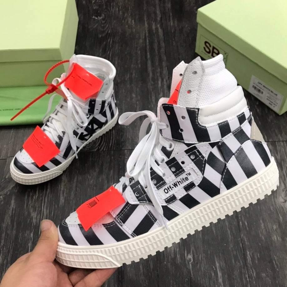 Off-White  Arrow Logo Leather Sneakers #43