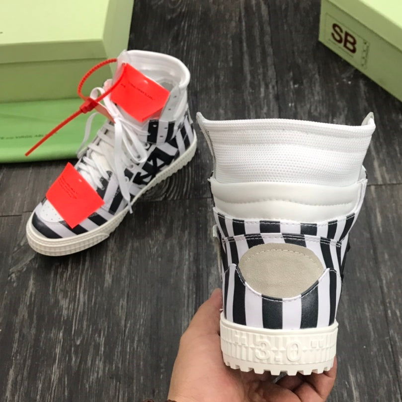Off-White  Arrow Logo Leather Sneakers #43