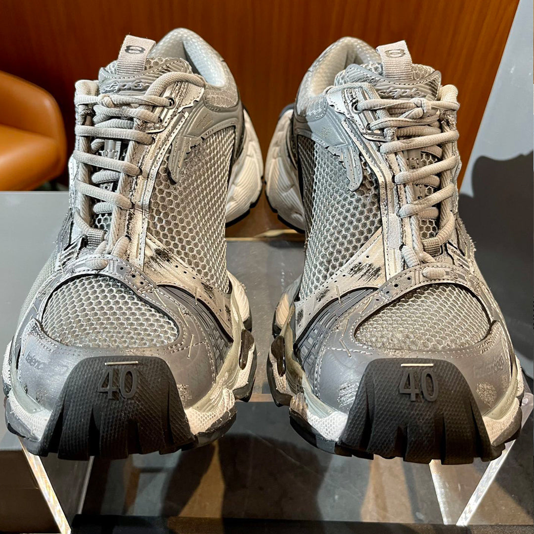 Balenciaga  Limited Edition Couple Style Shoe
