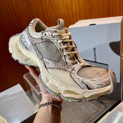 Balenciaga  Limited Edition Couple Style Shoe