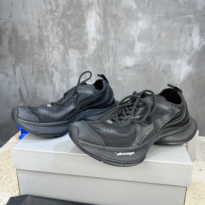 Balenciaga Limited Edition Couple's Style Shoe