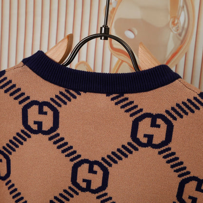 Gucci 8317 Monogram Crewneck Sweater - Image 4