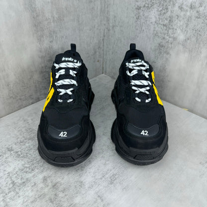 Balenciaga Limited Edition Couple's Style Shoe