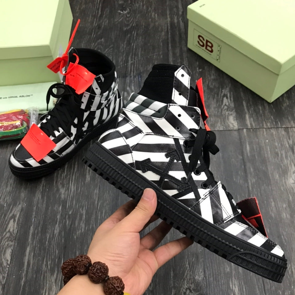 Off-White  Arrow Logo Leather Sneakers #43
